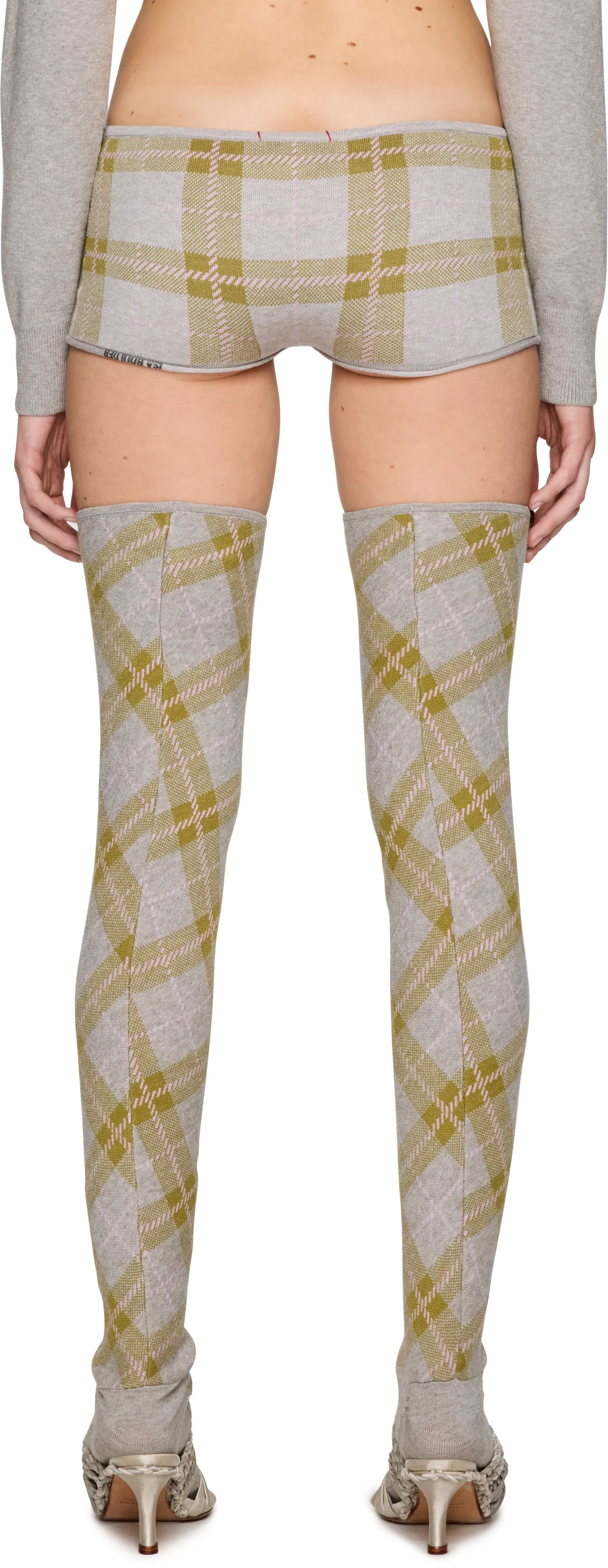Isa Boulder Tartan Shorts